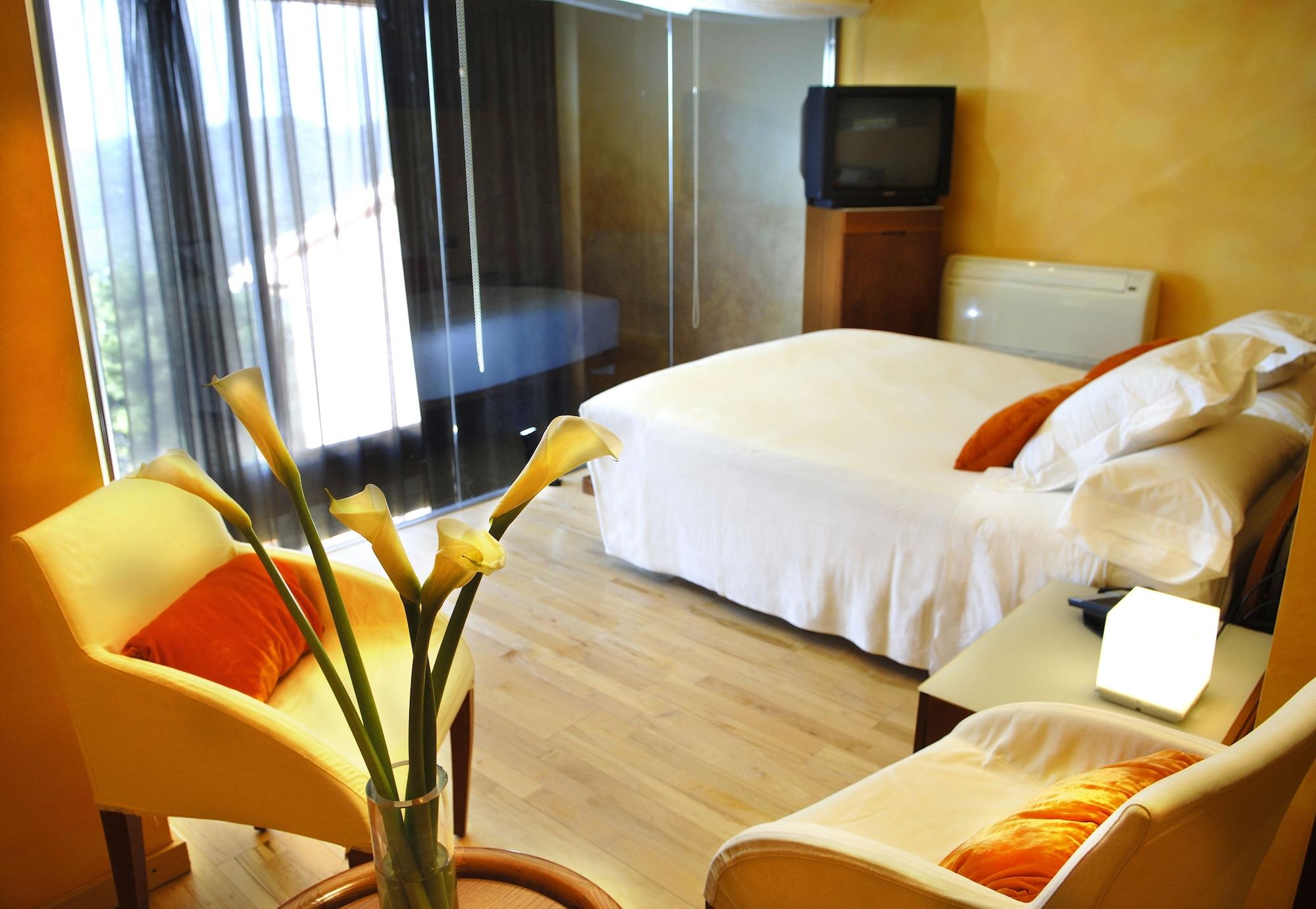 Boutique Hotel Urbisol Calders Экстерьер фото